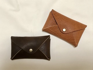 uoon カード&名刺入れ 2700円.jpg